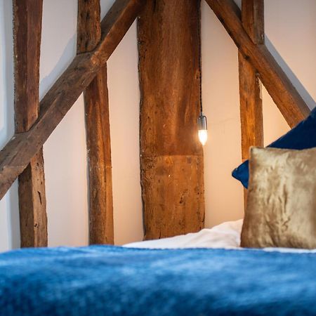 The Barn At Chart Hills Bed & Breakfast Biddenden ภายนอก รูปภาพ